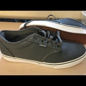 Men’s Vans Shoes Size 9.5